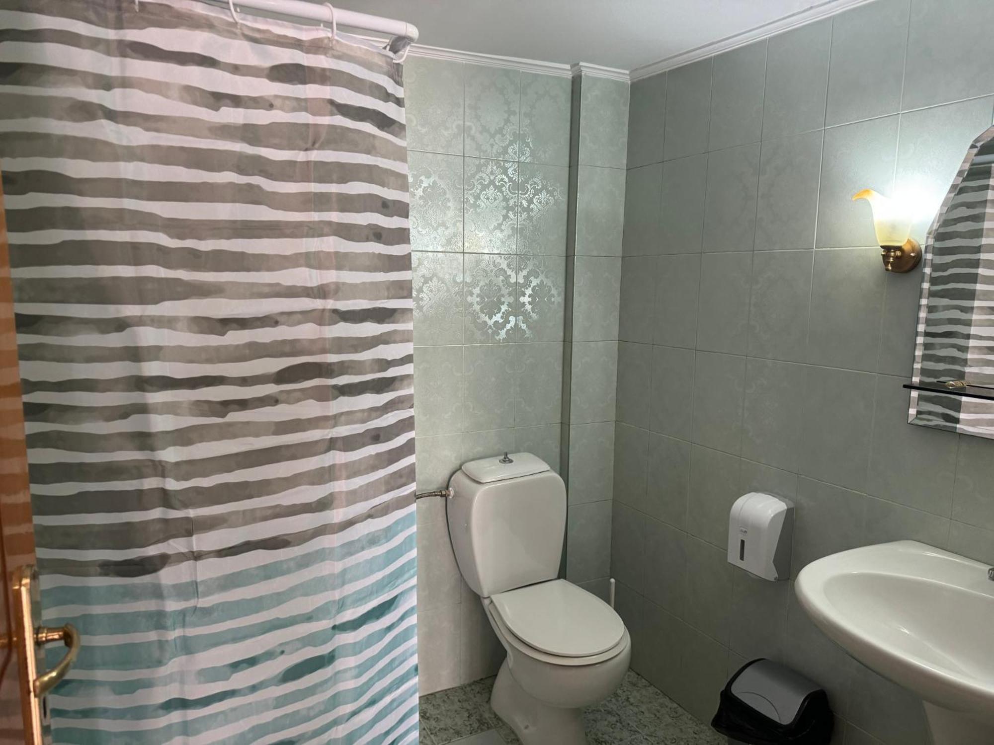 Vila Onhezmi Sarandë Exterior foto
